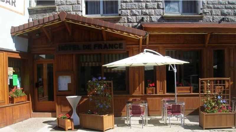 Hôtel de France Le Bessat Buitenkant foto